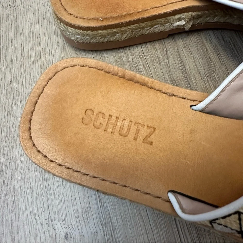 SCHUTZ Beige and Black Geometric Sandals